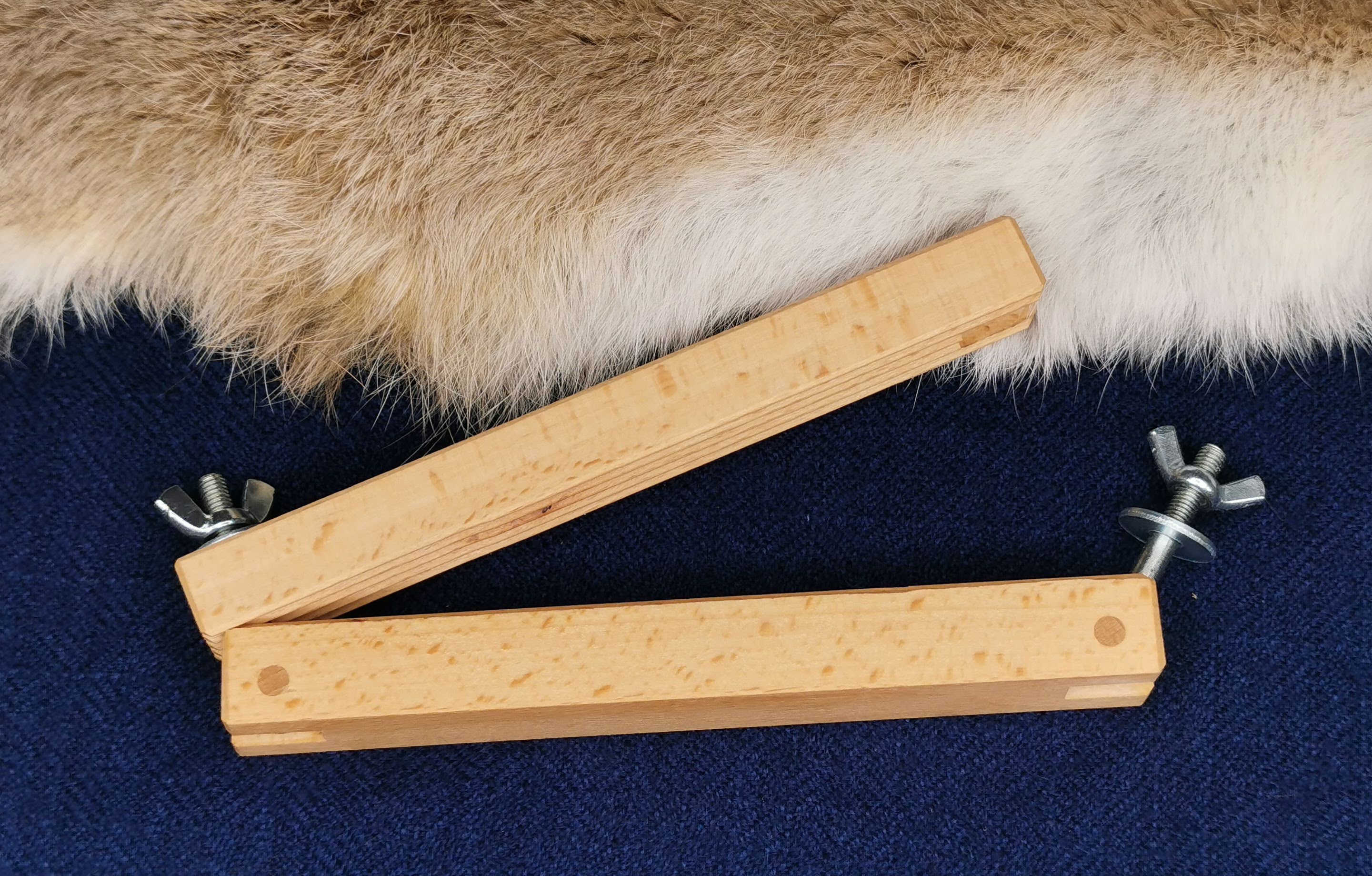 Klemme für Brettchen -und Kammborten groß