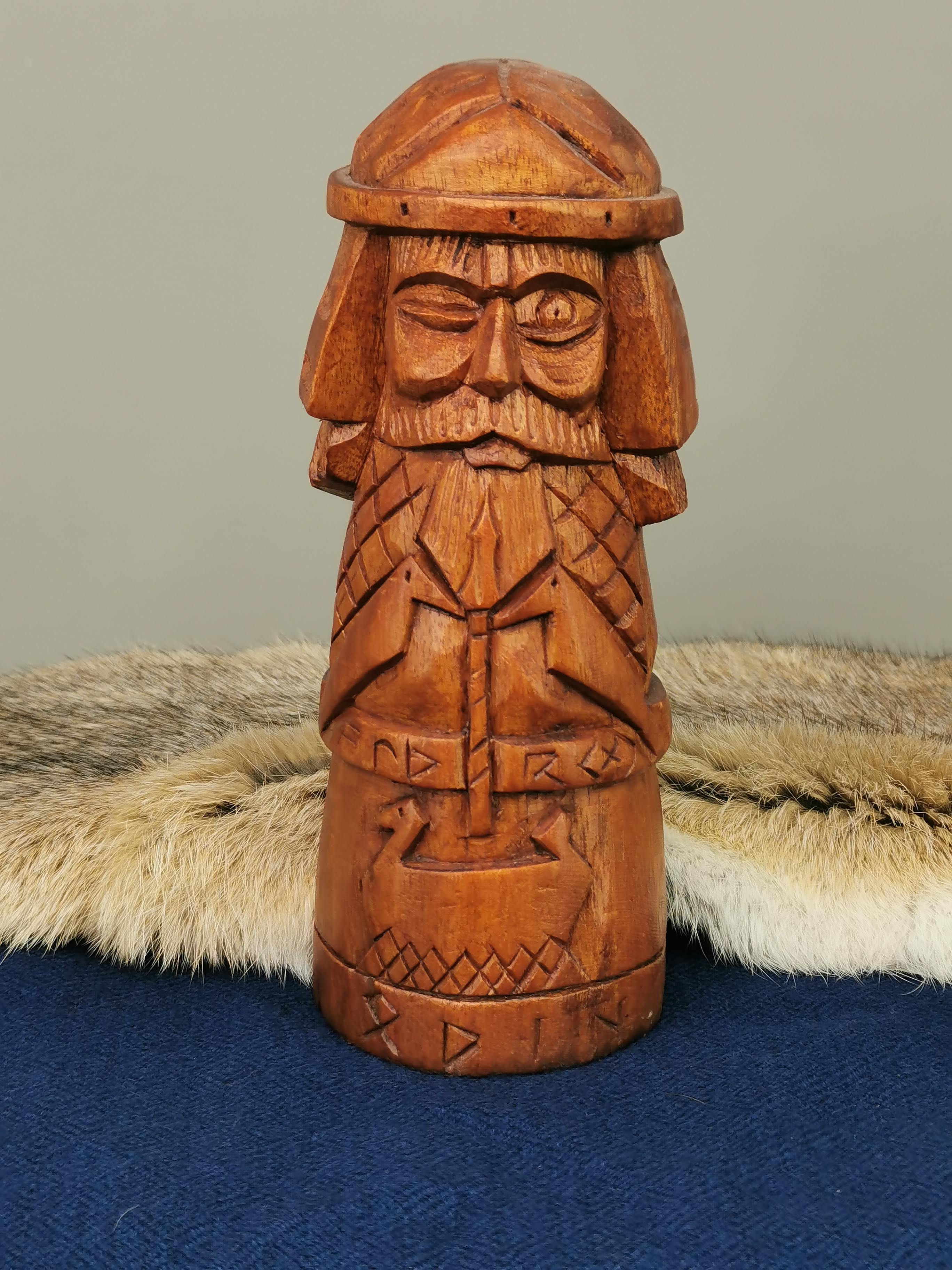 Odin handgefertigt