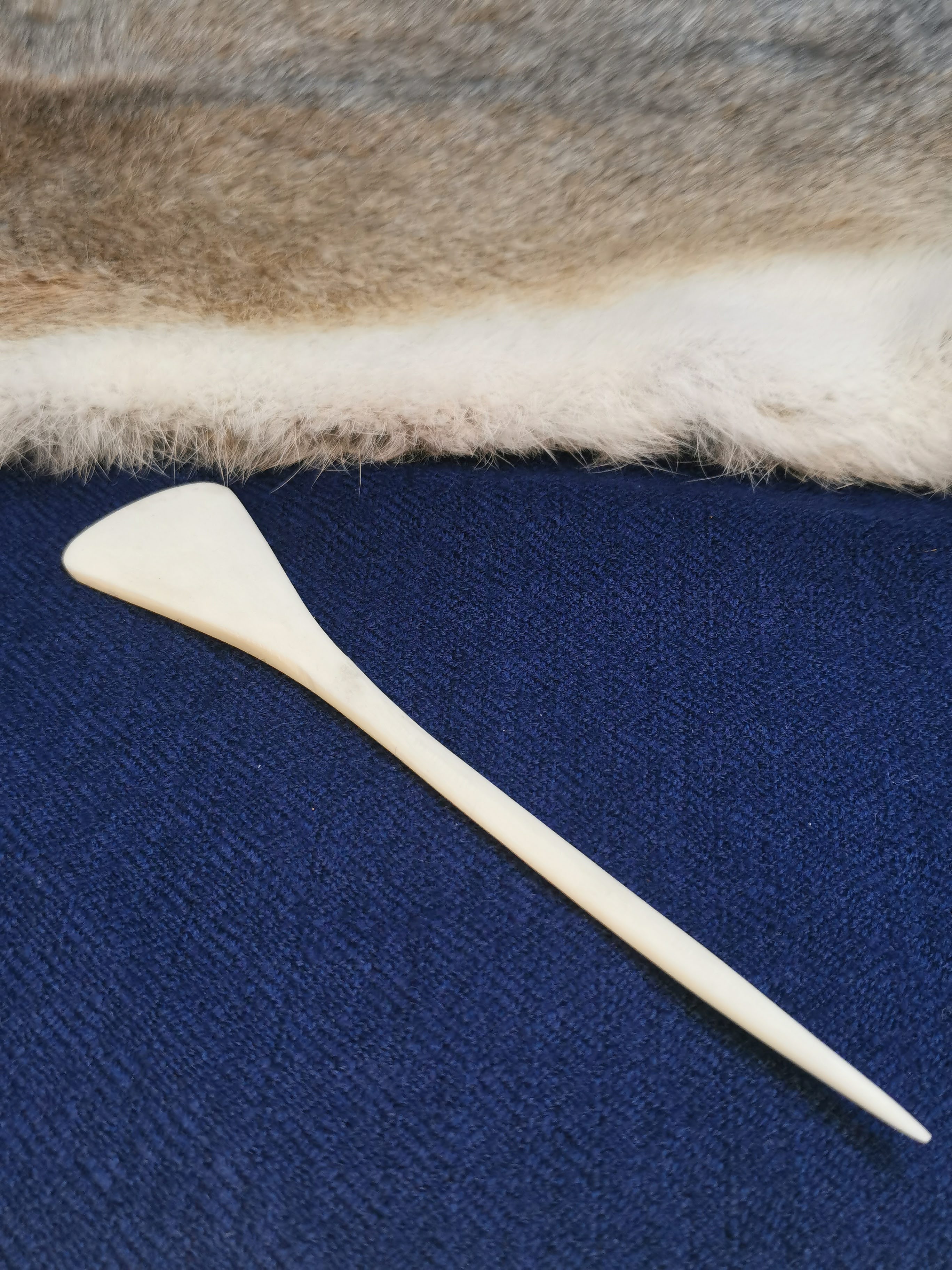 Hornnadel für Mäntel